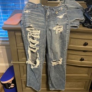 American eagle size 4 highway rise boyfriend jeans